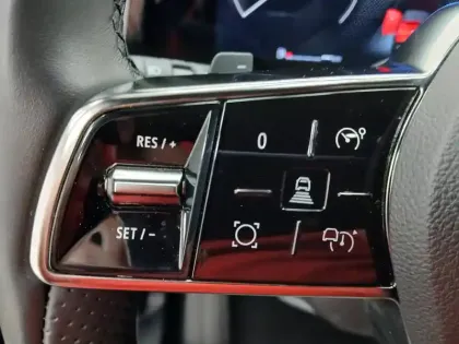 Photo 27 Renault Espace  E-Tech hybrid 200