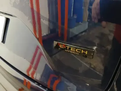 Photo 10 Renault Espace  E-Tech hybrid 200