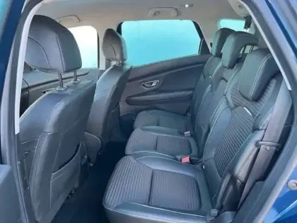 Photo 21 Renault Scenic  Blue dCi 150 EDC