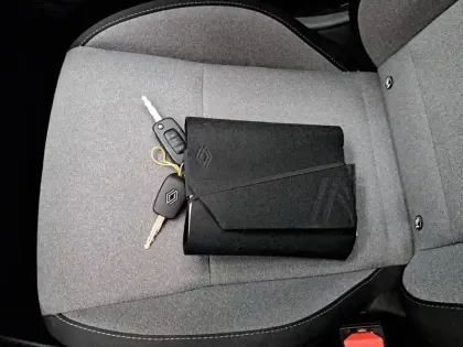 Photo 63 Renault Clio Gén. V (BJA) Ph2 Evolution 5