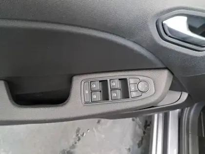 Photo 44 Renault Clio Gén. V (BJA) Ph2 Evolution 5