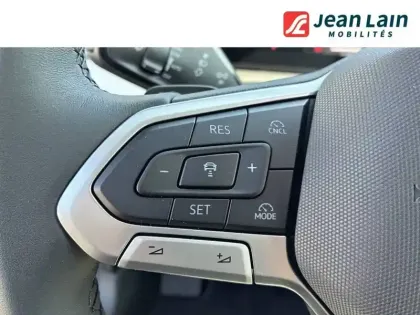 Photo 11 Volkswagen T-roc  1.5 eTSI EVO2 Hybrid 116 ch DSG7