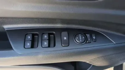 Photo 15 Kia Stonic  1.0 T-GDi 100 ch DCT7