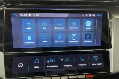 Photo 33 Peugeot 408  Hybrid 136 e-DCS6