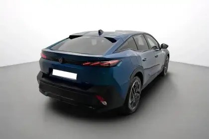 Photo 23 Peugeot 408  Hybrid 136 e-DCS6