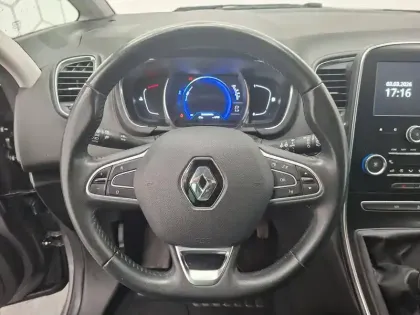 Photo 37 Renault Scenic Grand Scénic dCi 110 Energy