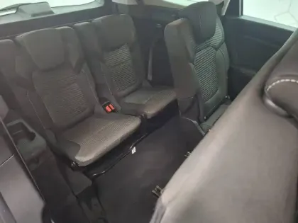 Photo 16 Renault Scenic Grand Scénic dCi 110 Energy