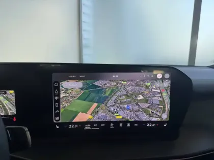 Photo 7 Audi Q3  Sportback e-hybrid 272 ch S tronic 6