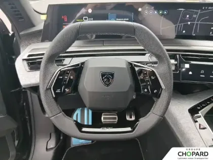 Photo 15 Peugeot 3008  Electrique 325 ch 4x4 73 kWh