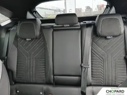 Photo 18 Peugeot 3008  Electrique 325 ch 4x4 73 kWh