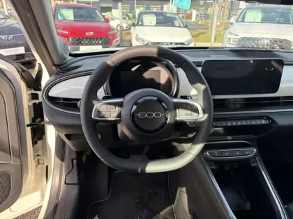 Photo 36 Fiat 600  T-Gen 3 1.2 Hybrid 145ch eDCT6