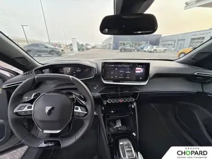 Photo 11 Peugeot 2008  Hybrid 136 e-DCS6