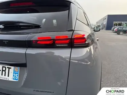 Photo 22 Peugeot 2008  Hybrid 136 e-DCS6