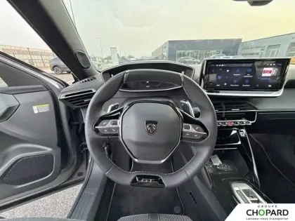 Photo 24 Peugeot 2008  Hybrid 136 e-DCS6