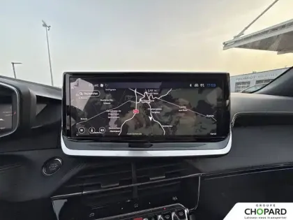 Photo 59 Peugeot 2008  Hybrid 136 e-DCS6