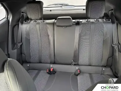 Photo 64 Peugeot 2008  Hybrid 136 e-DCS6