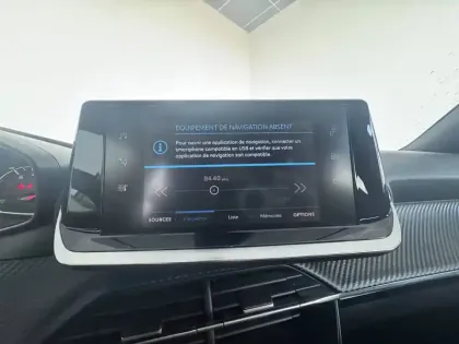 Photo 35 Peugeot 2008  PureTech 130 S&S EAT8