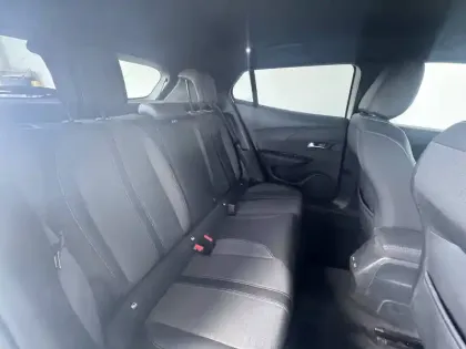 Photo 21 Peugeot 2008  PureTech 130 S&S EAT8