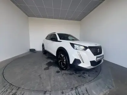 Photo 6 Peugeot 2008  PureTech 130 S&S EAT8