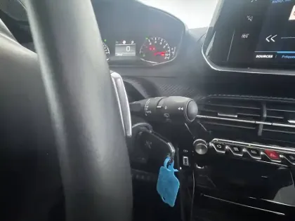 Photo 31 Peugeot 2008  PureTech 130 S&S EAT8