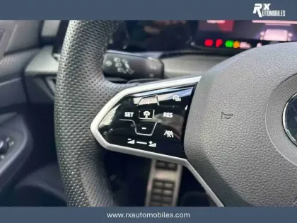 Photo 15 Volkswagen Golf  2.0 TDI SCR 150 DSG7