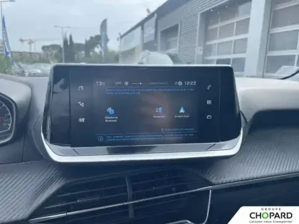 Photo 12 Peugeot 208  PureTech 75 S&S BVM5