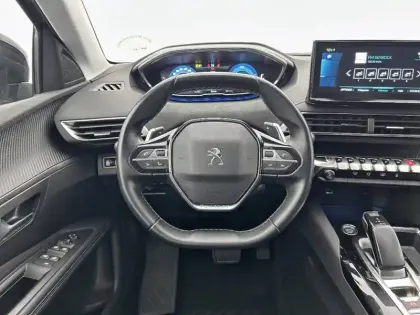 Photo 54 Peugeot 3008  Hybrid 225 e-EAT8