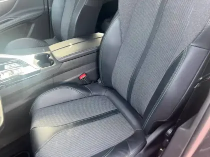 Photo 10 Peugeot 3008  Hybrid 225 e-EAT8