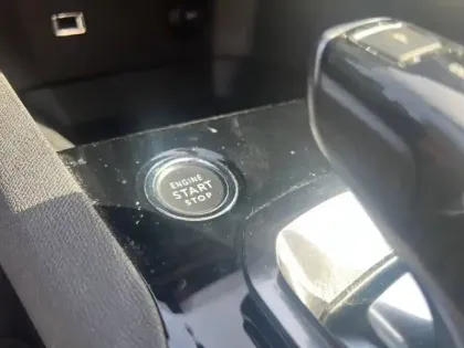 Photo 40 Peugeot 3008  Hybrid 225 e-EAT8