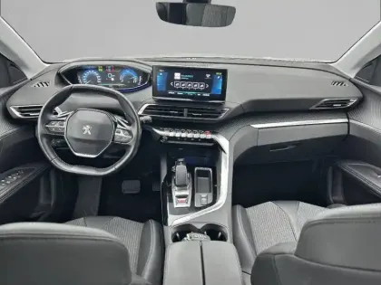 Photo 53 Peugeot 3008  Hybrid 225 e-EAT8