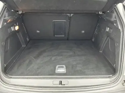 Photo 51 Peugeot 3008  Hybrid 225 e-EAT8