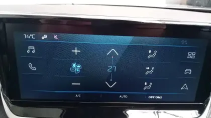 Photo 12 Peugeot 2008  Hybrid 110 e-DCS6