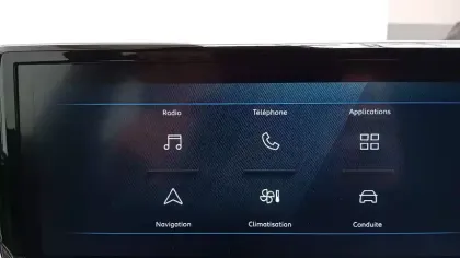 Photo 62 Peugeot 2008  Hybrid 110 e-DCS6