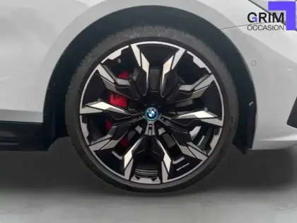 Photo 13 BMW Serie 5 550e xDrive PHEV 489 ch BVA8