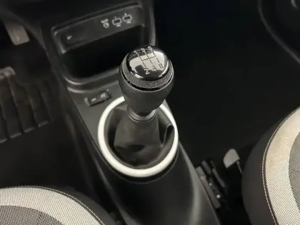 Photo 40 Renault Twingo Gén. III (C07) Ph2 NG Equilibre 5