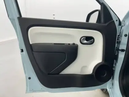 Photo 38 Renault Twingo Gén. III (C07) Ph2 NG Equilibre 5