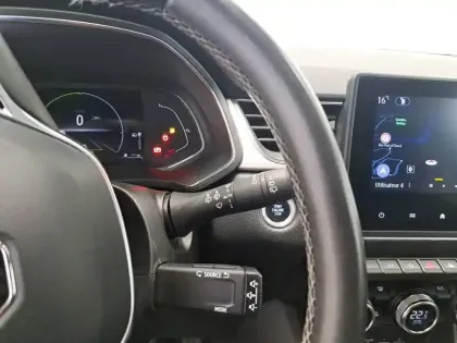 Photo 29 Renault Captur  E-Tech 145 - 21