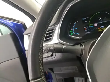 Photo 28 Renault Captur  E-Tech 145 - 21