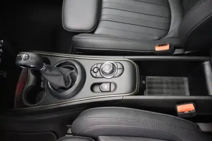 Photo 19 Mini Mini Countryman 125 - 95 ch ALL4 BVA6