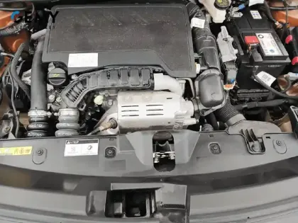 Photo 57 Peugeot 2008  PureTech 100 S&S BVM6