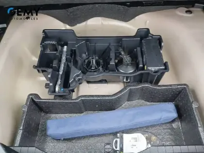 Photo 21 Peugeot 2008 Gén. II Ph1 NG Active 5