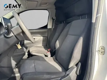 Photo 46 Opel Combo  CARGO 1.6 100 CH S/S L1H1 650 KG