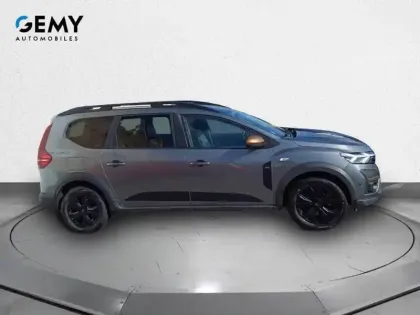 Photo 22 Dacia Jogger  Hybrid 140 5 places