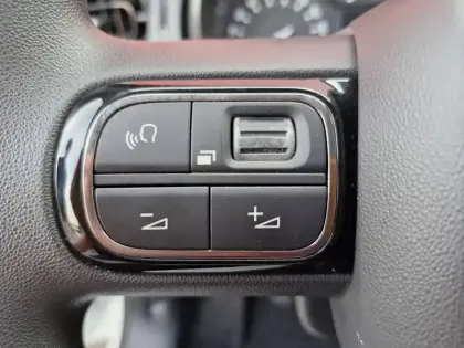 Photo 16 Citroën C3  PureTech 83 S&S BVM5