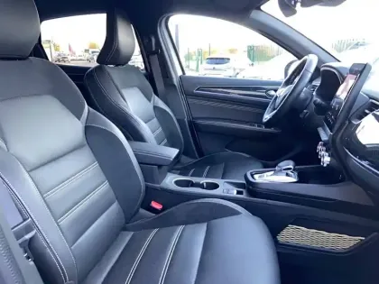 Photo 18 Renault Arkana  E-Tech hybride 145 - 22