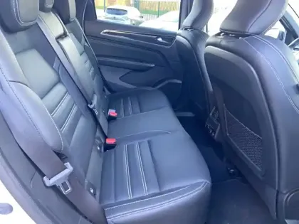 Photo 14 Renault Arkana  E-Tech hybride 145 - 22