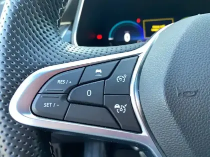 Photo 20 Renault Arkana  E-Tech hybride 145 - 22