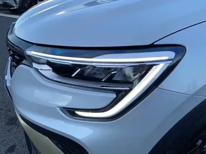 Photo 34 Renault Arkana  E-Tech hybride 145 - 22