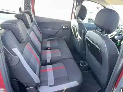 Photo 45 Dacia Lodgy  Blue dCi 115 5 places