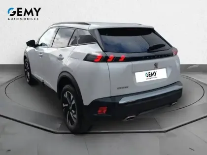 Photo 6 Peugeot 2008  PureTech 130 S&S EAT8